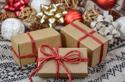 Regali Di Natale Ecco Come Riciclare Il Regalo Che Non Ci Piace