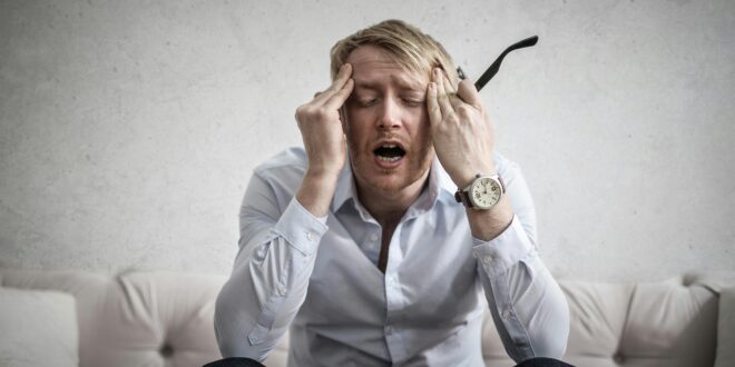 stress si riflette nella bocca da bruxismo